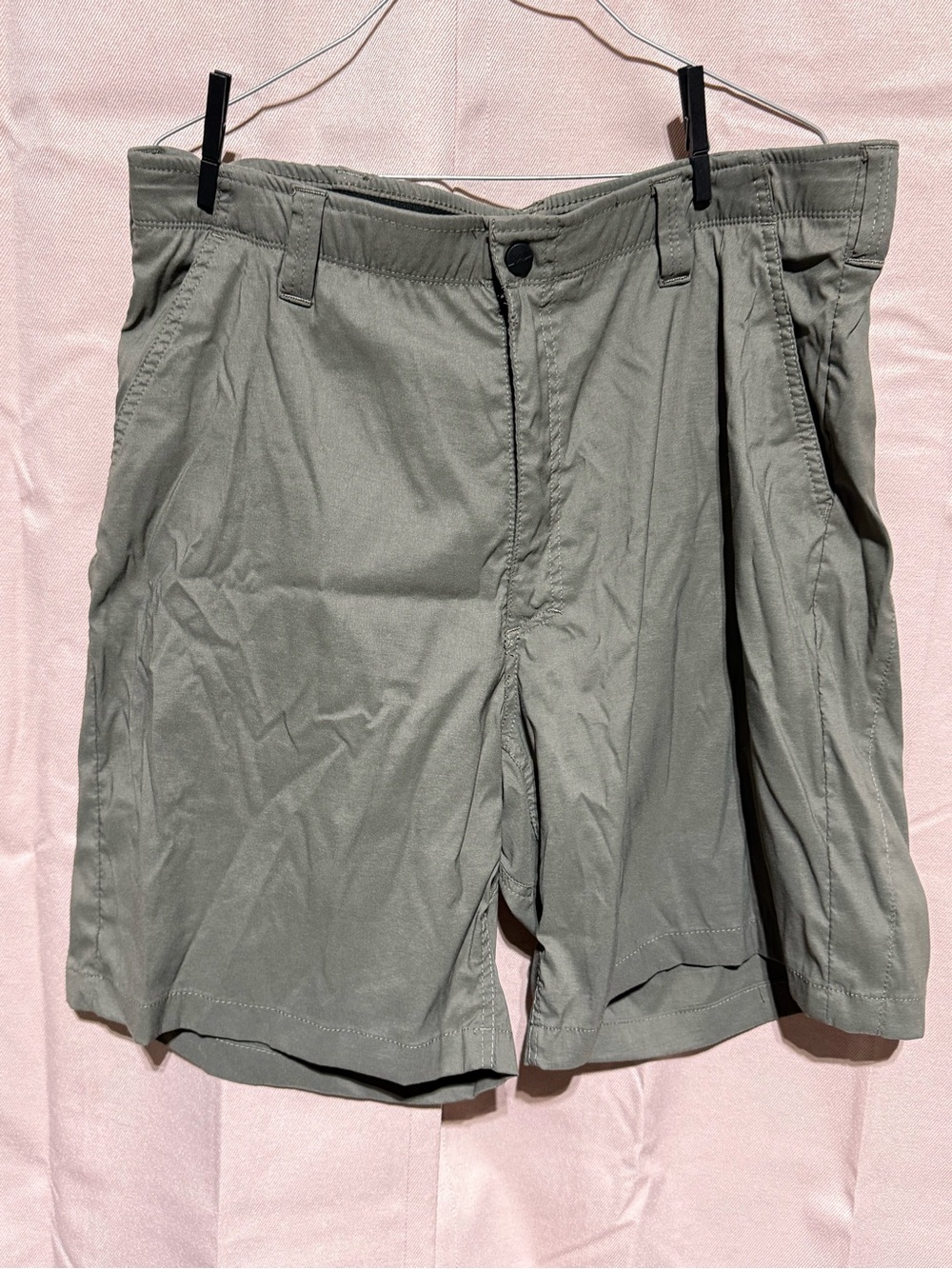 Wrangler Outdoor Seties Men's Classic Olive Green Shorts - 38